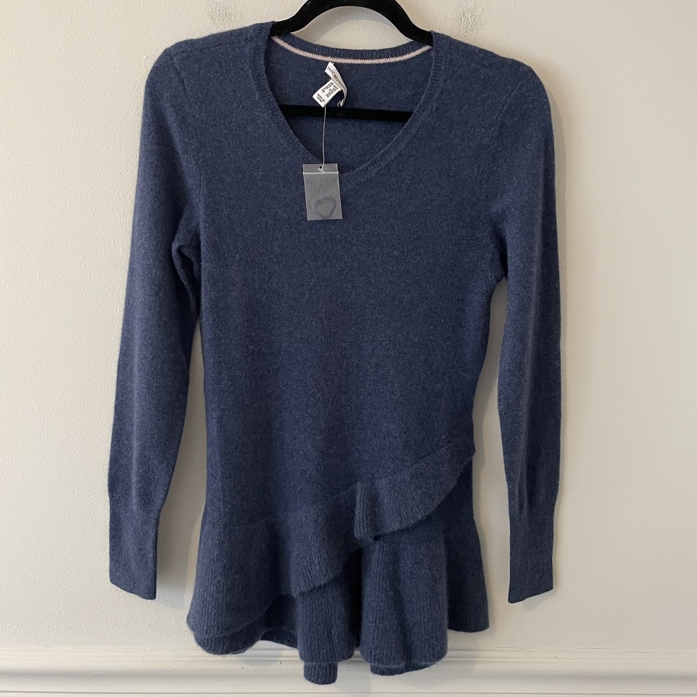 NWOT Isaac Mizrahi 100% Cashmere Tiered Ruffle Sweater Blue XXS Quiet‎ Luxury